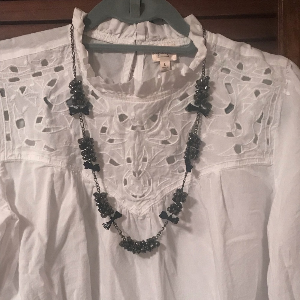 White House Black Market Necklace